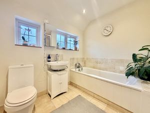 Photo 20- click for photo gallery